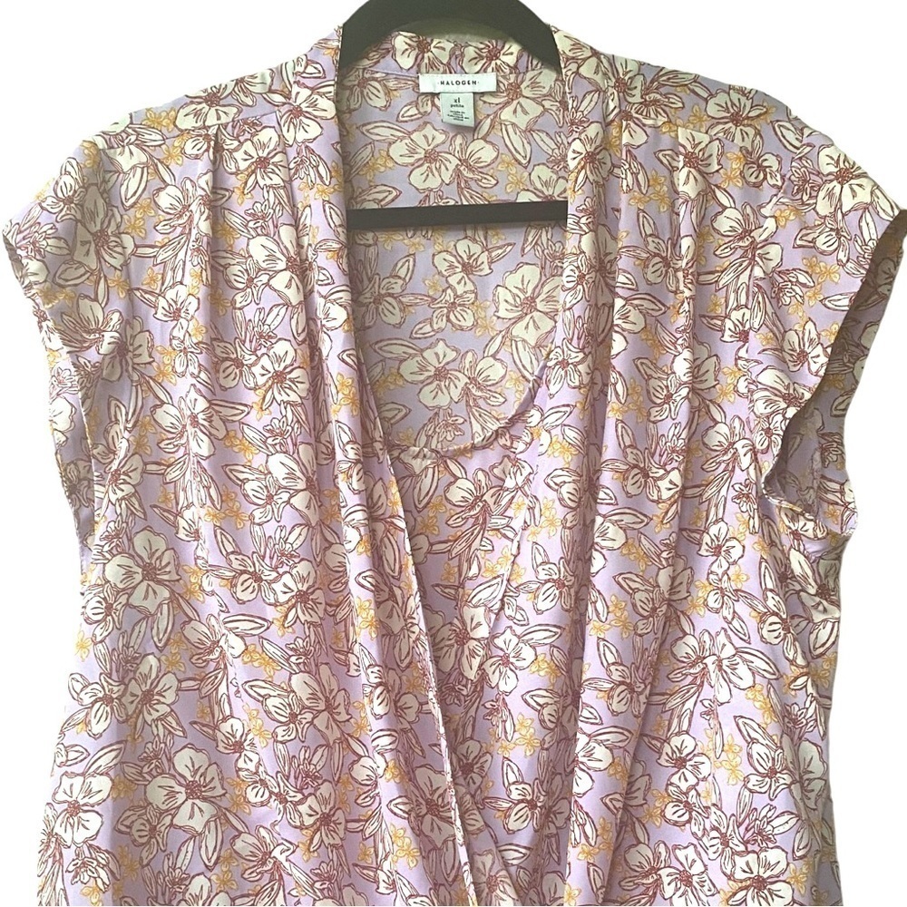 Halogen V Neck Floral Blouse - Picture 4 of 7